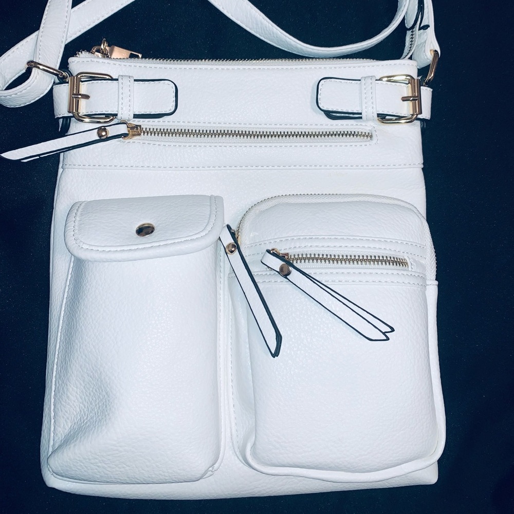 Crossbody purse
